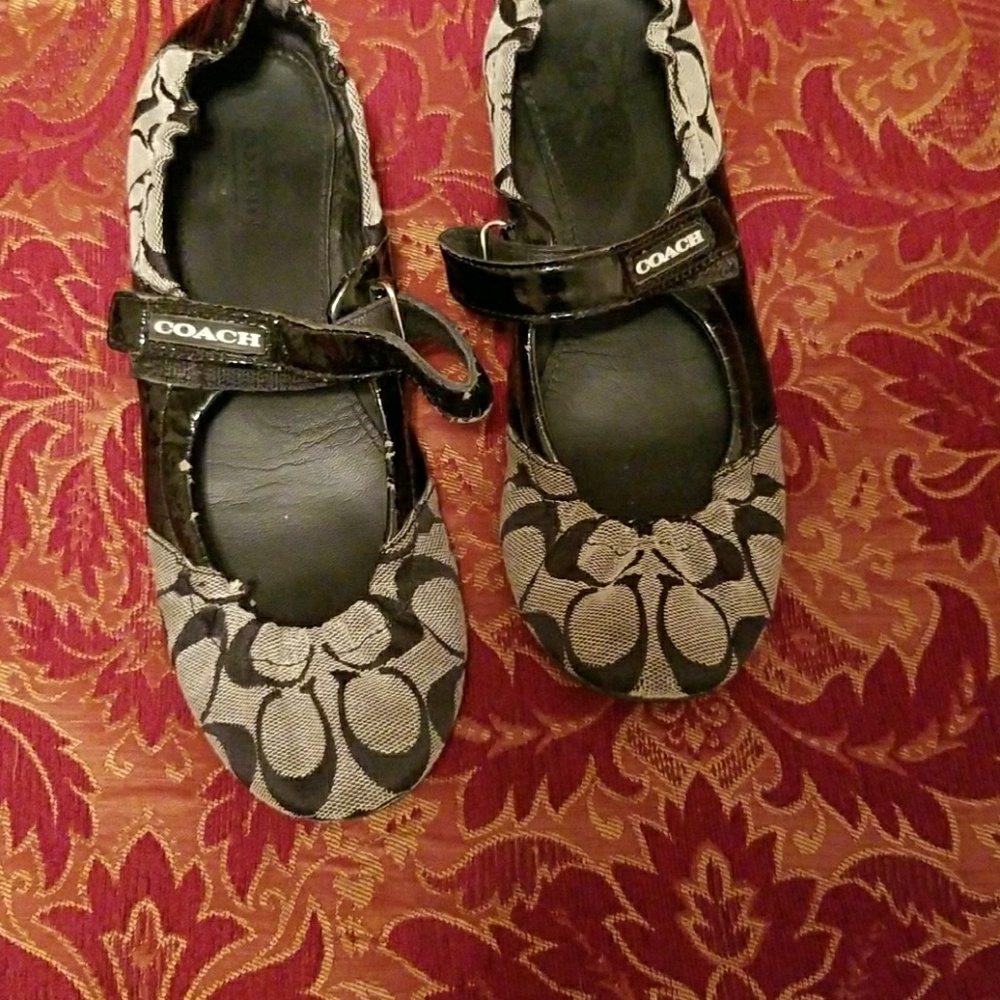 COPY - BLACK COACH FLAT SHOES